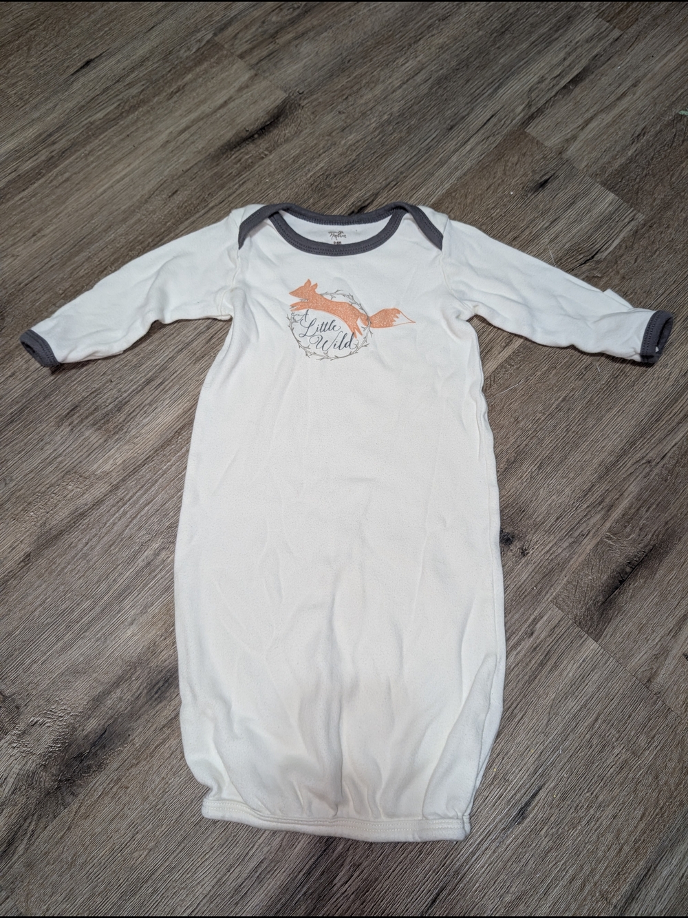 Organic Cotton Baby 0-6M Long Sleeve White Sleep Gown Fox Accent Hand Mitts